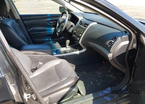 2015 Nissan Altima 2.5/2.5 S/2.5 Sl/2.5 Sv из США, поврежденный, VIN 1N4AL3AP8FC172072